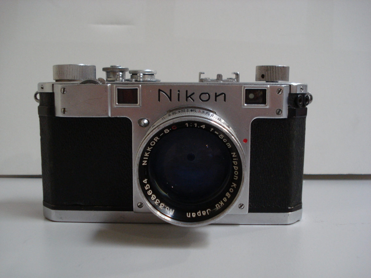 NIKON S CAMERA