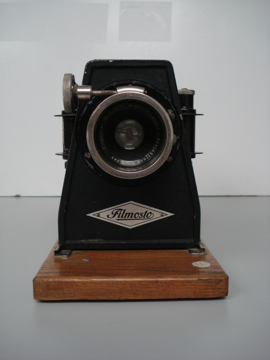 Slide and film projection machine FILMOSTO VB 250