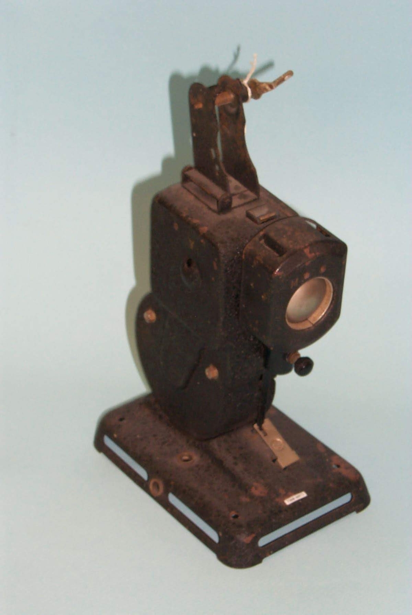 Pathe Kid 9,5 mm projection machine