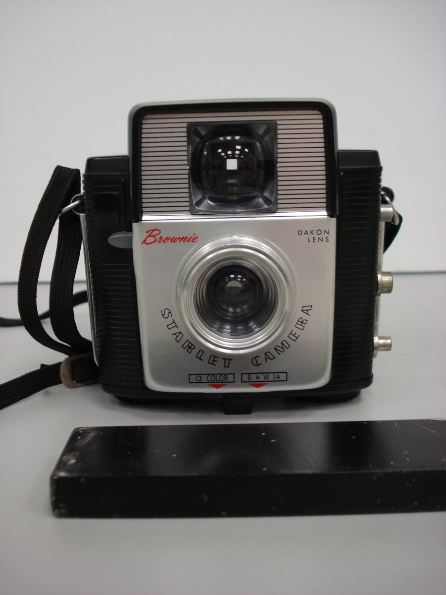 KODAK STARLET BROWNIE CAMERA