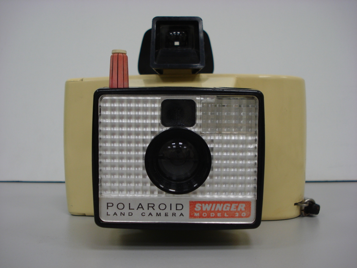 POLAROID SWINGER 20 CAMERA